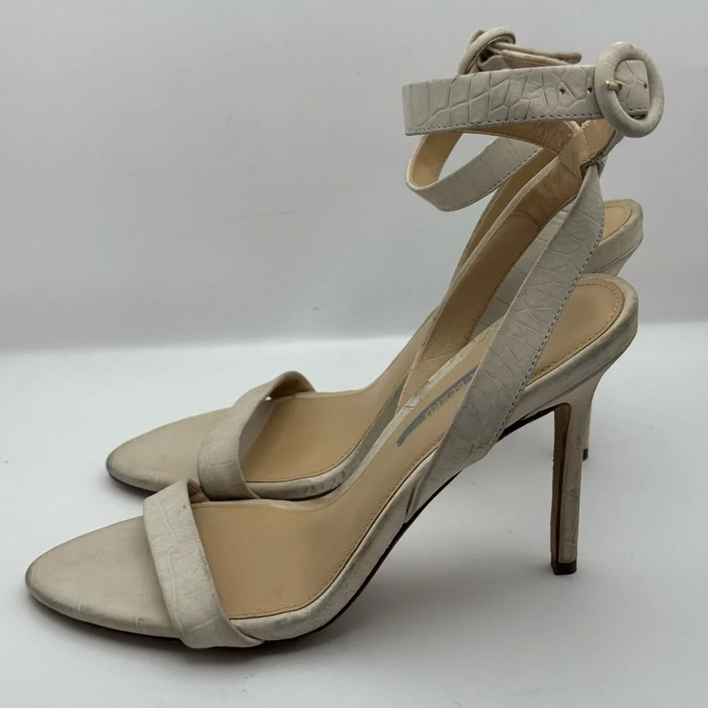 Veronica Beard Darcelle Croco Ankle-Strap Sandals Beige‎ Heels Sz 6.5
